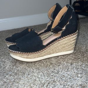 Crown Vintage wedges